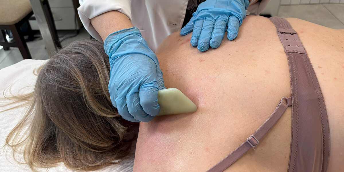 Masaż Gua Sha Gabinet Terapii Naturalnych Masaż Gua Sha Gabinet Terapii Naturalnych